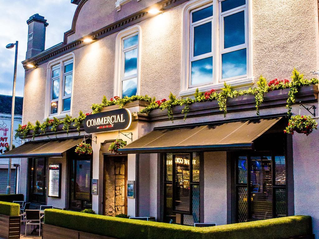 ווישאו The Commercial Hotel מראה חיצוני תמונה