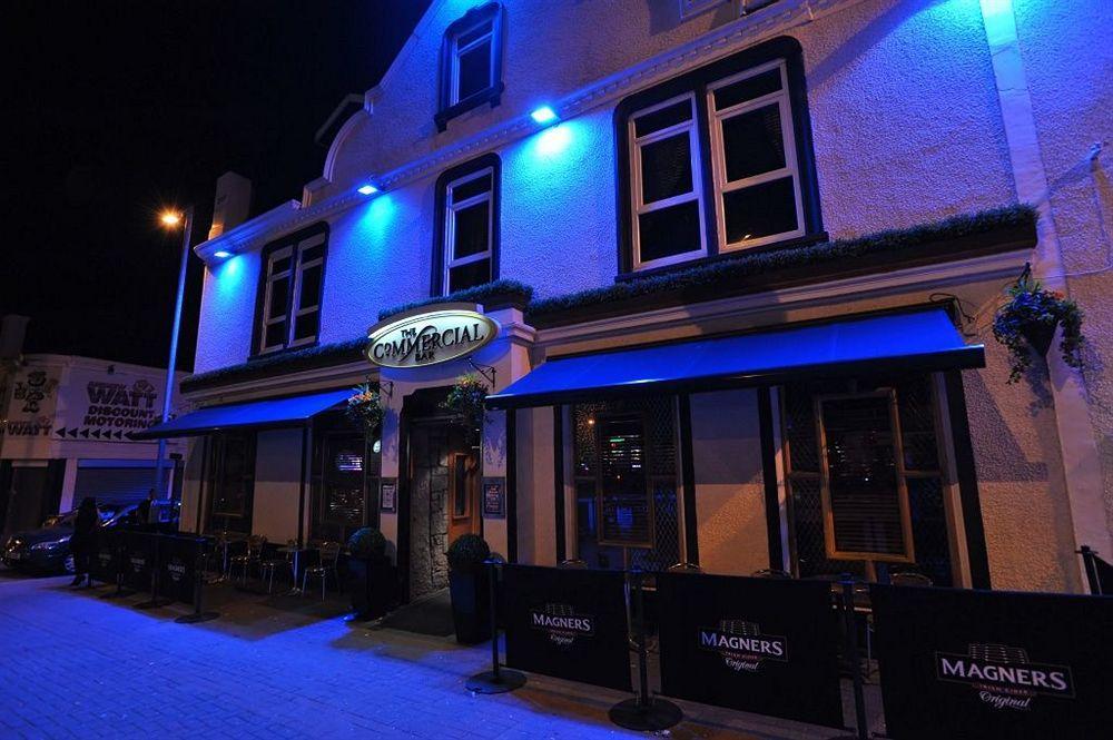 ווישאו The Commercial Hotel מראה חיצוני תמונה