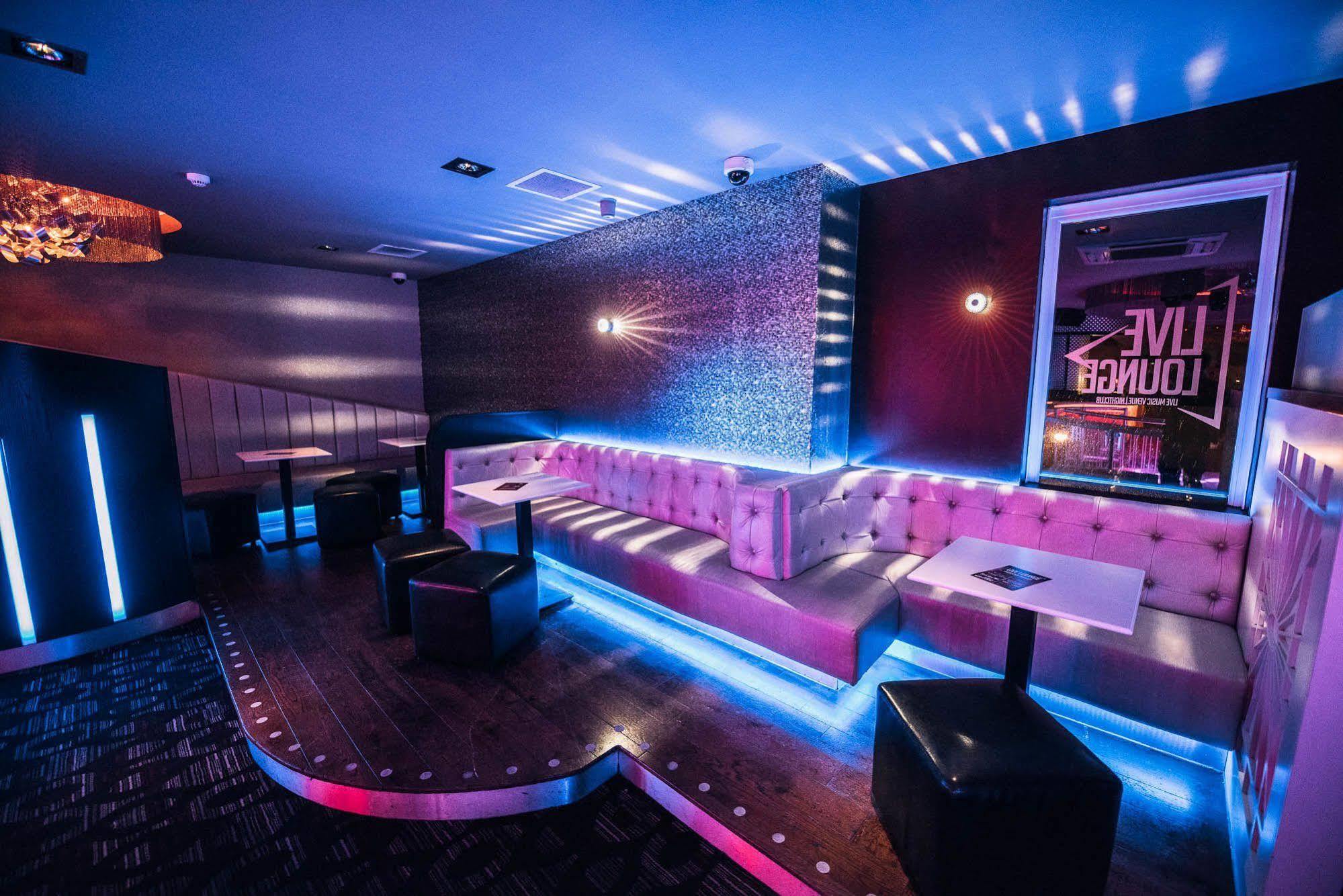 ווישאו The Commercial Hotel מראה חיצוני תמונה